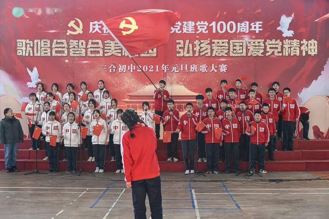 他一眼爱上妻子，拍戏30年挣的钱都上交，爱好回家吃饭做家务